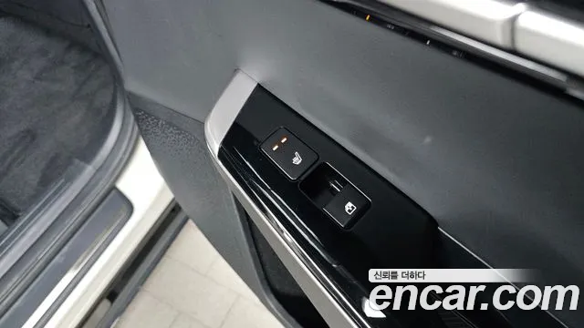 Kia EV6 2022 thumb 7