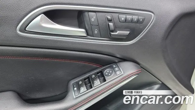 Mercedes-Benz A-Класс 2015 thumb 11