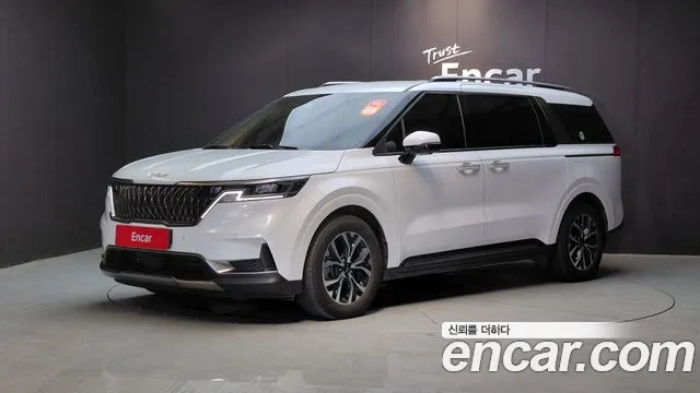 Kia Carnival 2023 thumb 6