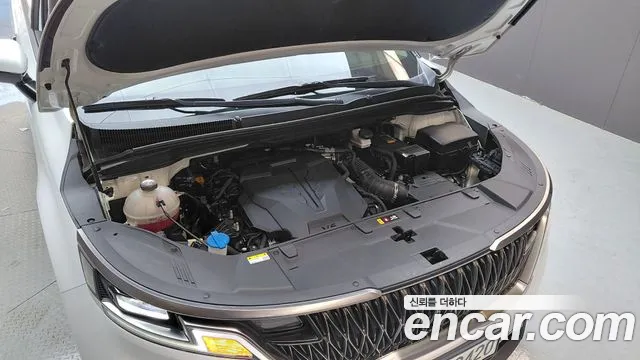 Kia Carnival 2023 thumb 3