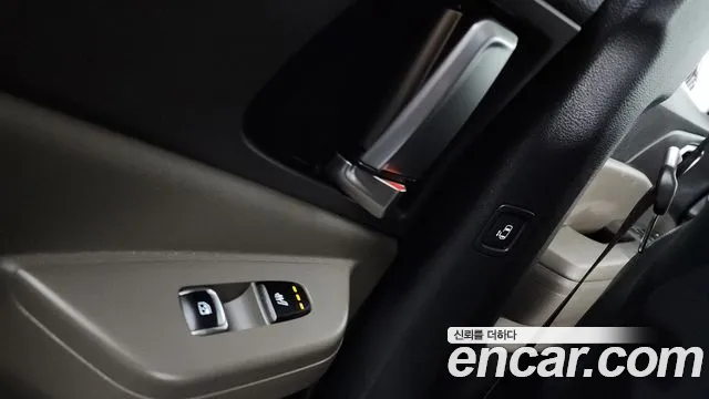 Kia Carnival 2024 thumb 10