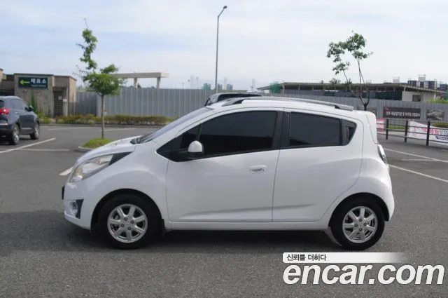 Chevrolet Spark 2012 thumb 2