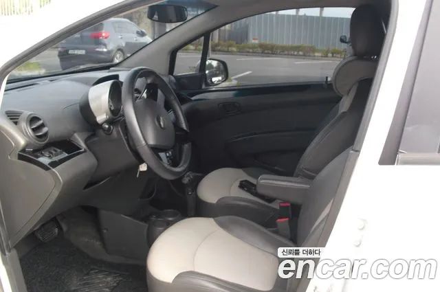 Chevrolet Spark 2012 thumb 6