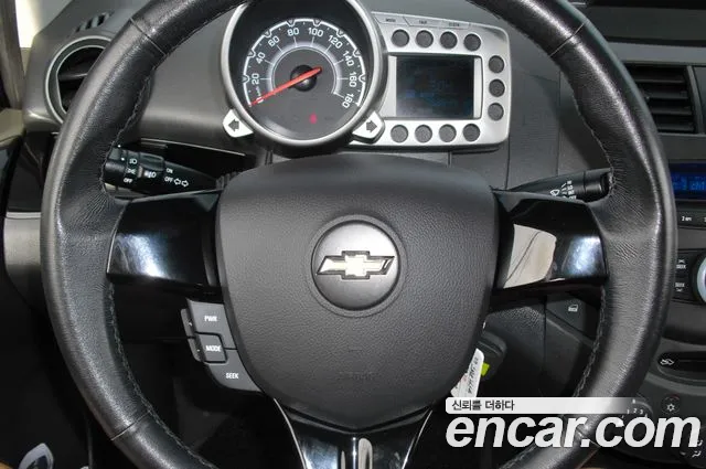 Chevrolet Spark 2012 thumb 10