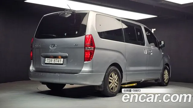 Hyundai Starex 2016 thumb 9