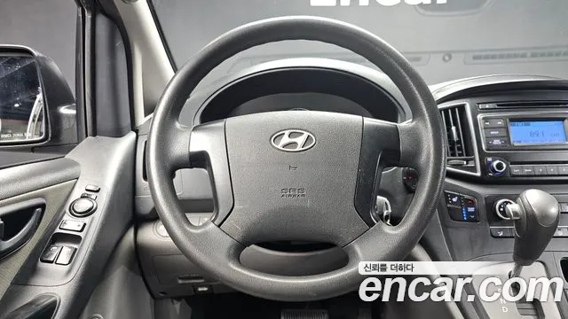 Hyundai Starex 2016 thumb 2