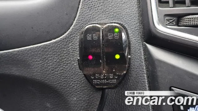 Hyundai Starex 2016 thumb 10