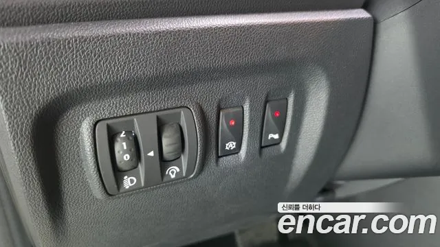 Renault Captur 2016 thumb 3