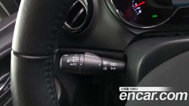 Renault Captur 2016 thumb 12