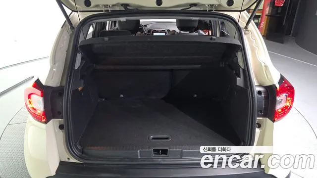 Renault Captur 2016 thumb 7