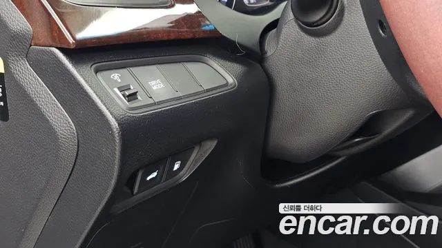 Hyundai Grandeur 2014 thumb 11