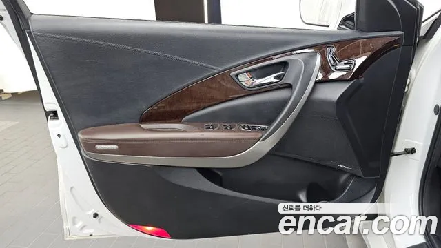 Hyundai Grandeur 2014 thumb 6