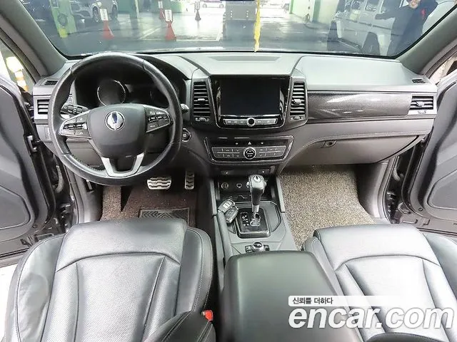 KG_Mobility_Ssangyong Rexton 2020 thumb 12