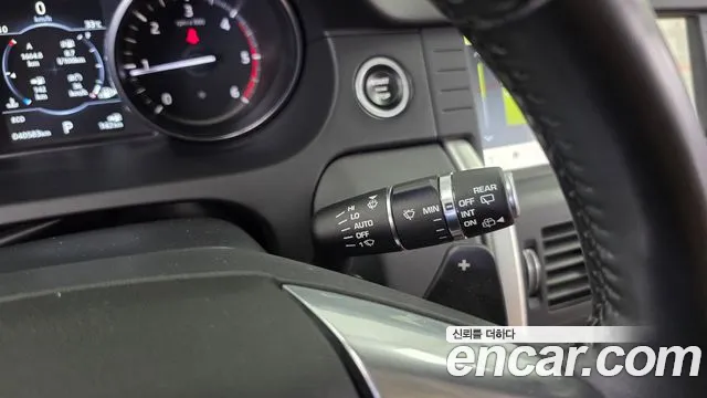 Land Rover Discovery Sport 2017 thumb 11