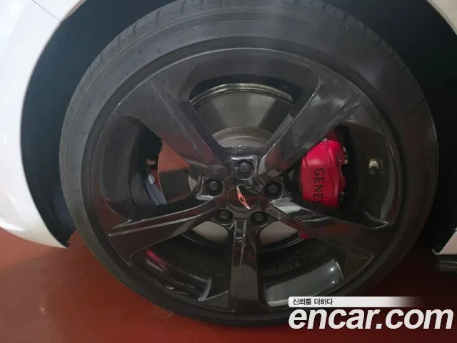 Genesis G70 2023 thumb 9