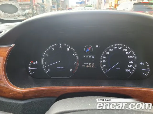 Hyundai Equus 2011 thumb 10