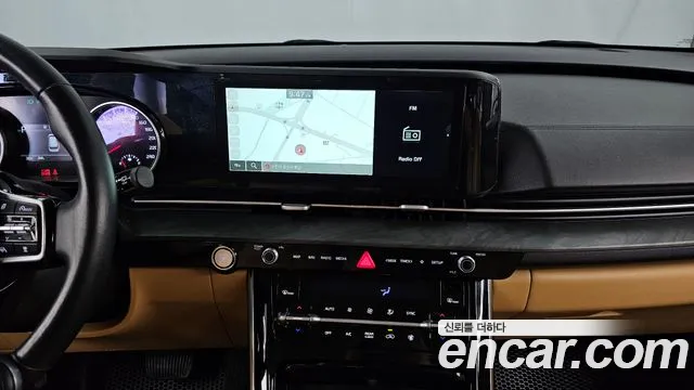 Kia Carnival 2022 thumb 4