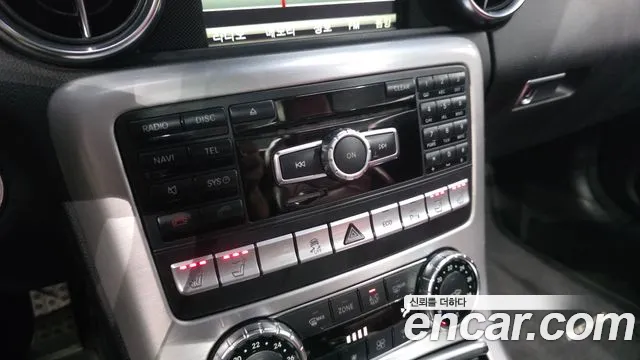 Mercedes-Benz SLK-Class 2012 thumb 8