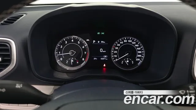 Hyundai Venue 2021 thumb 7