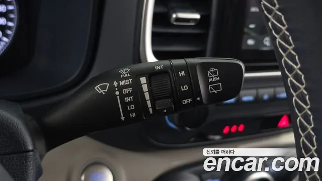 Hyundai Venue 2021 thumb 4