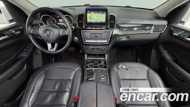 Mercedes-Benz GLE 2016 thumb 11