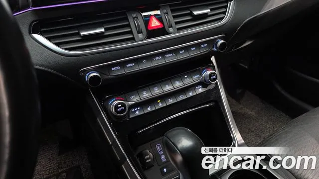Hyundai Grandeur 2017 thumb 5