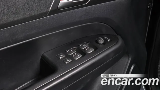 KG_Mobility_Ssangyong Rexton 2021 thumb 8