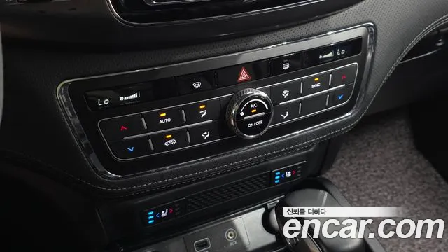 KG_Mobility_Ssangyong Rexton 2021 thumb 10