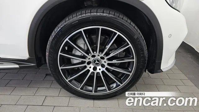 Mercedes-Benz GLC 2019 thumb 9