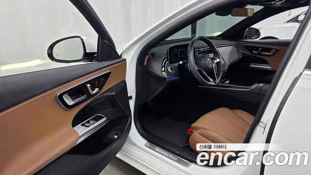Mercedes-Benz E-Класс 2025 thumb 8