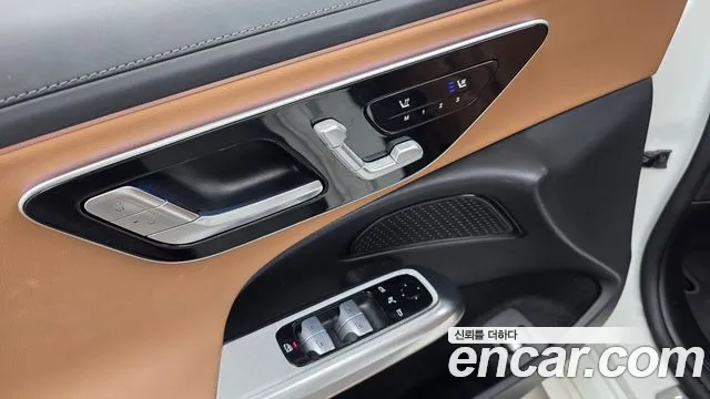 Mercedes-Benz E-Класс 2025 thumb 11