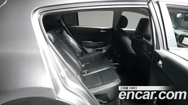 Kia Sportage 2016 thumb 10