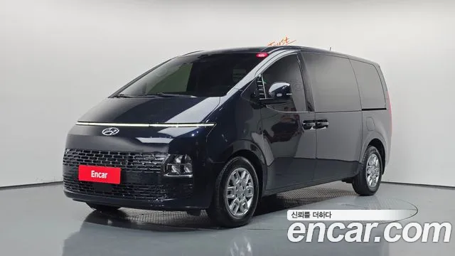 Hyundai Staria 2023 thumb 6