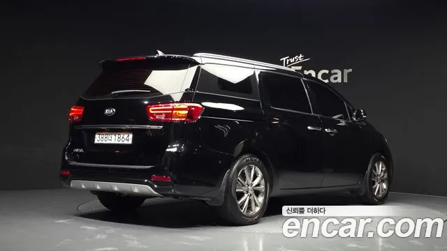 Kia Carnival 2020 thumb 9