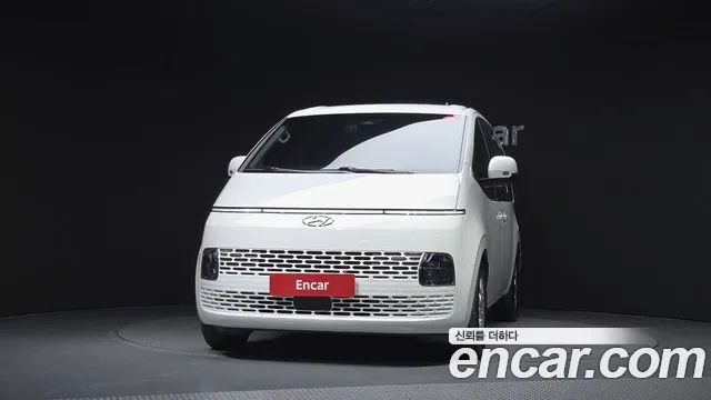 Hyundai Staria 2023 thumb 7