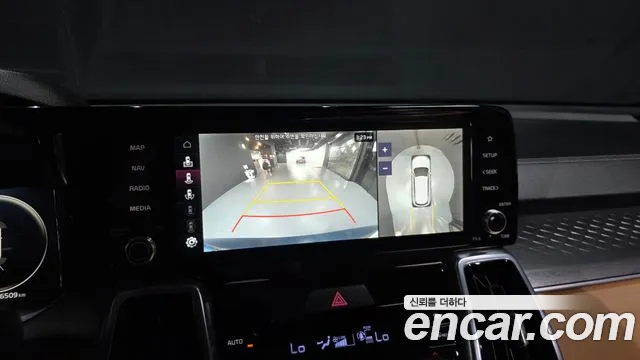 Kia Sorento 2023 thumb 10