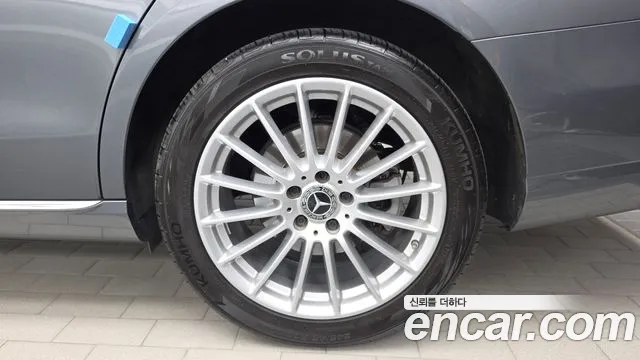 Mercedes-Benz E-Класс 2020 thumb 10