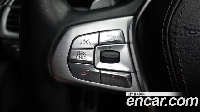 BMW 7 серии 2017 thumb 3