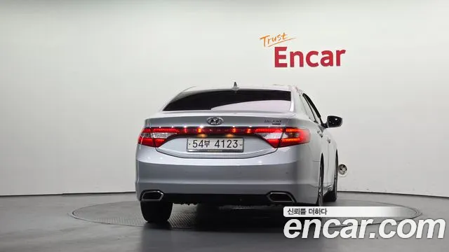 Hyundai Grandeur 2015 thumb 3