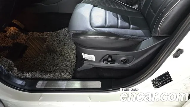 KG_Mobility_Ssangyong Rexton 2021 thumb 10