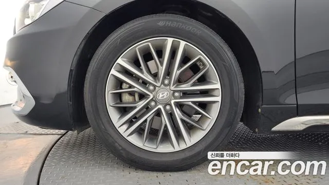 Hyundai Grandeur 2018 thumb 4