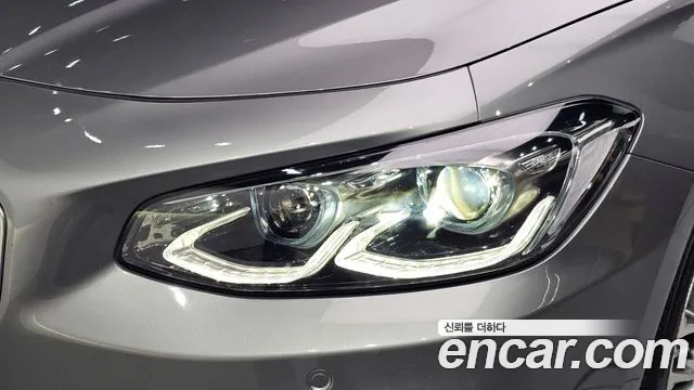 Hyundai Grandeur 2018 thumb 4