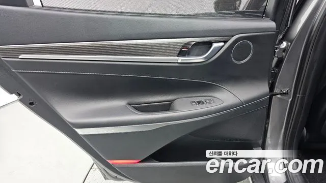 Hyundai Grandeur 2018 thumb 8
