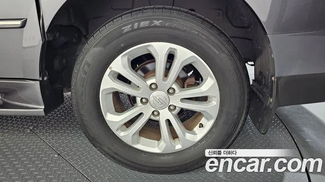 KG_Mobility_Ssangyong KORANDO 2016 thumb 12
