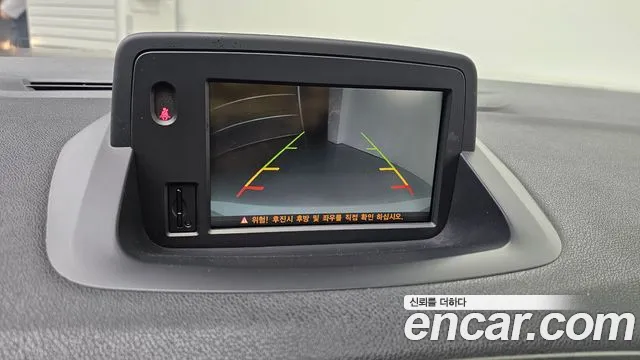 Renault Fluence 2013 thumb 3