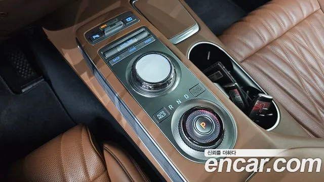 Genesis GV70 2021 thumb 9