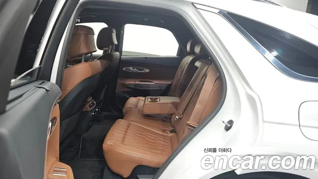 Genesis GV70 2021 thumb 5
