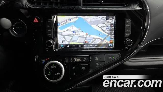 Toyota Prius 2019 thumb 2