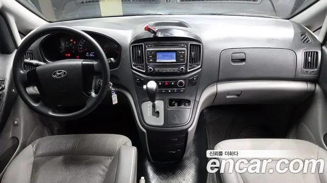 Hyundai Starex 2016 thumb 4