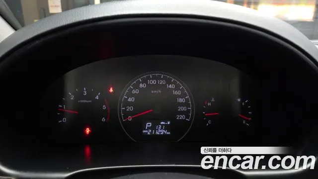 Hyundai Starex 2016 thumb 7